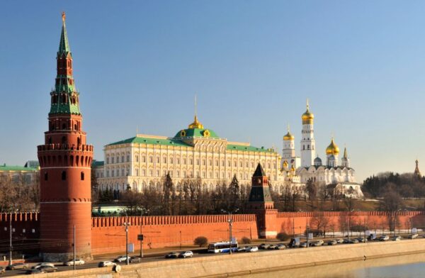 6fe4f4bca664964256a20d9fbc5b998e (1) تور لحظه اخری ارزان طوفان پرشین